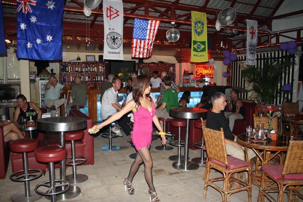 Golden Rooster Hotel Sihanoukville Luaran gambar