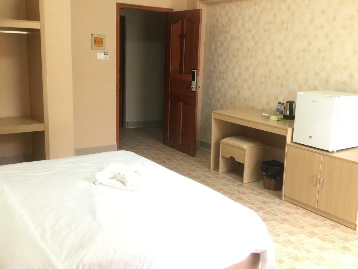 Golden Rooster Hotel Sihanoukville Luaran gambar