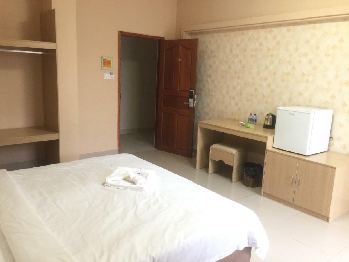 Golden Rooster Hotel Sihanoukville Luaran gambar